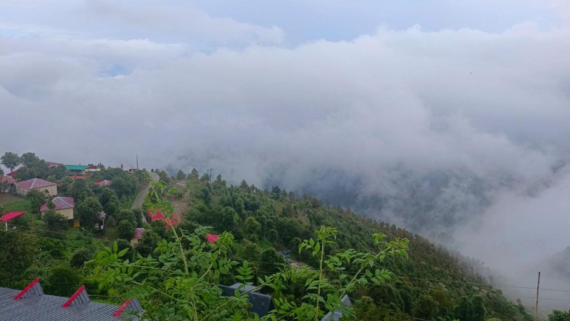 Haut Monde King'S Paradise Resort كاناتال المظهر الخارجي الصورة